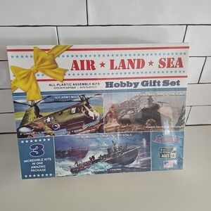 Sealed Atlantis 1:48 #9001 Air-Land-Sea Hobby Gift Set PT Boat, Helicopter, Tank